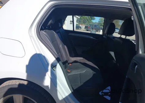 2015 Volkswagen Golf Tdi S 4-Door from USA, damaged, VIN 3VWRA7AU3FM073879